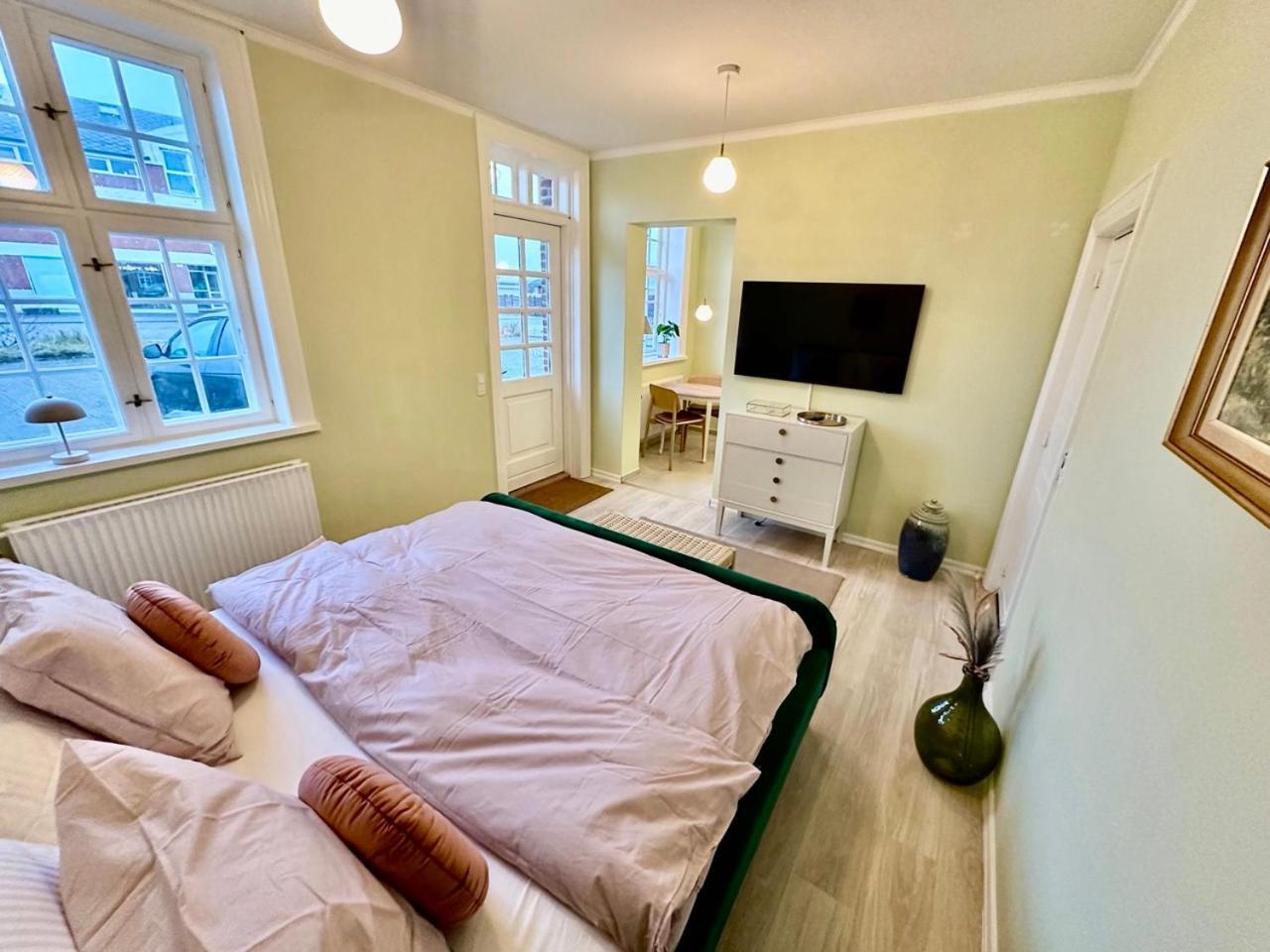 Hirtshals Gamle Station Bed & Breakfast Bagian luar foto