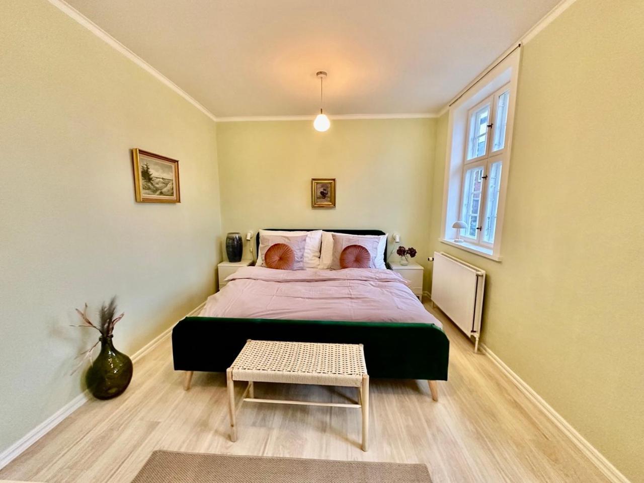 Hirtshals Gamle Station Bed & Breakfast Bagian luar foto