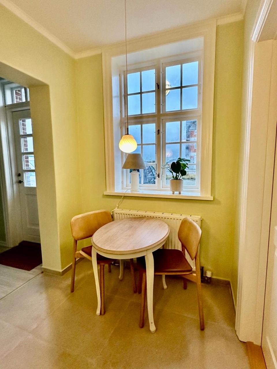 Hirtshals Gamle Station Bed & Breakfast Bagian luar foto