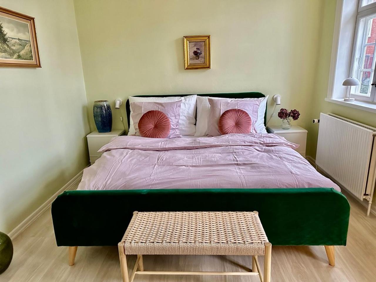 Hirtshals Gamle Station Bed & Breakfast Bagian luar foto